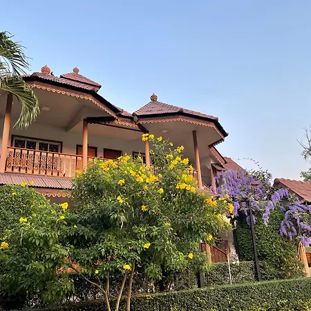 Ruen Sam Ran Resort