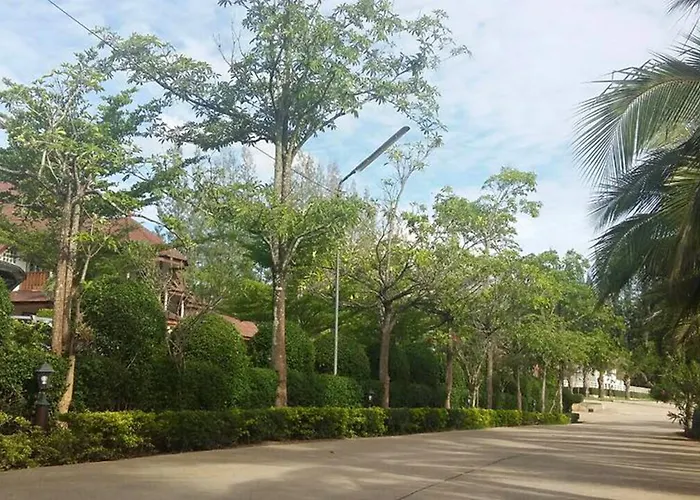 Ruen Sam Ran 3* บ้านหนองคำ