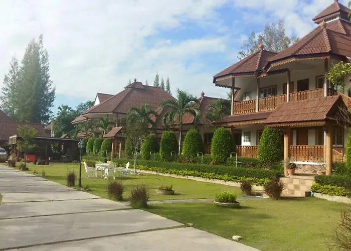 Ruen Sam Ran รีสอร์ท บ้านหนองคำ